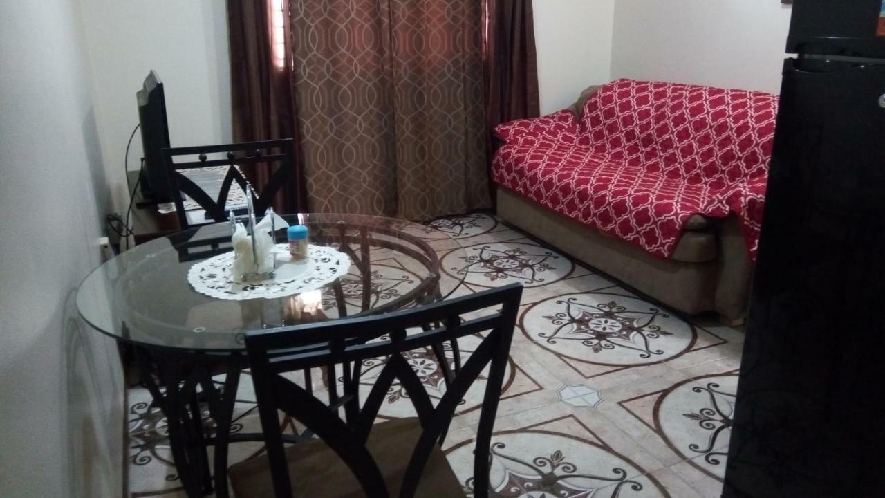 Oaklands Oasis Apartment Kingston Bagian luar foto